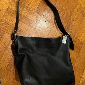 Coach  Black leather shoulder bag